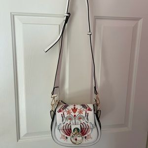 White crossbody bag